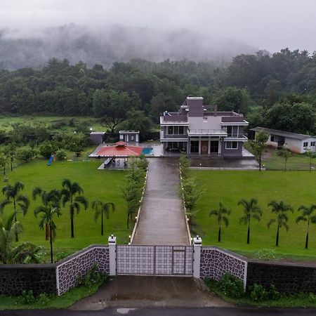 Stayscape Shreeji Farms 4Bhk Карджат Экстерьер фото